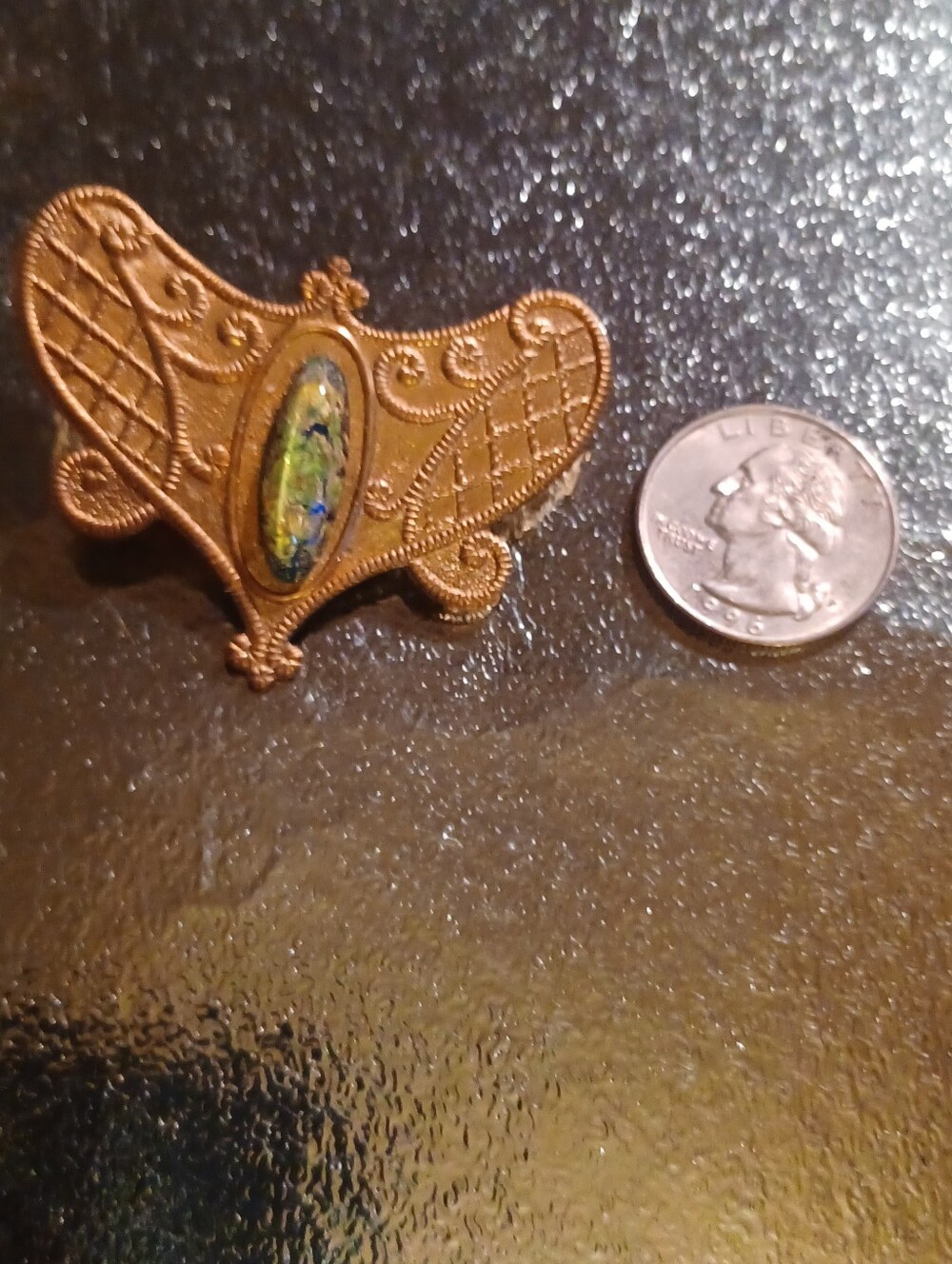 Vintage Hairclip . Gold-Tone Filigree Hair Clip with Multicolor Stone